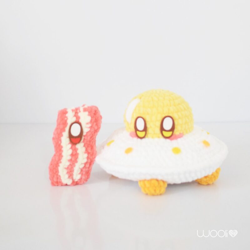 Eggy | PDF Amigurumi Pattern | English  | UFO Egg | Bacon Alien - Image 5